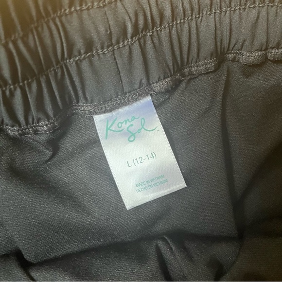 Kona Sol Lot Of 2 Womens Sz L High Waisted Swim Shorts Drawstring Pockets Black - Picture 3 of 9